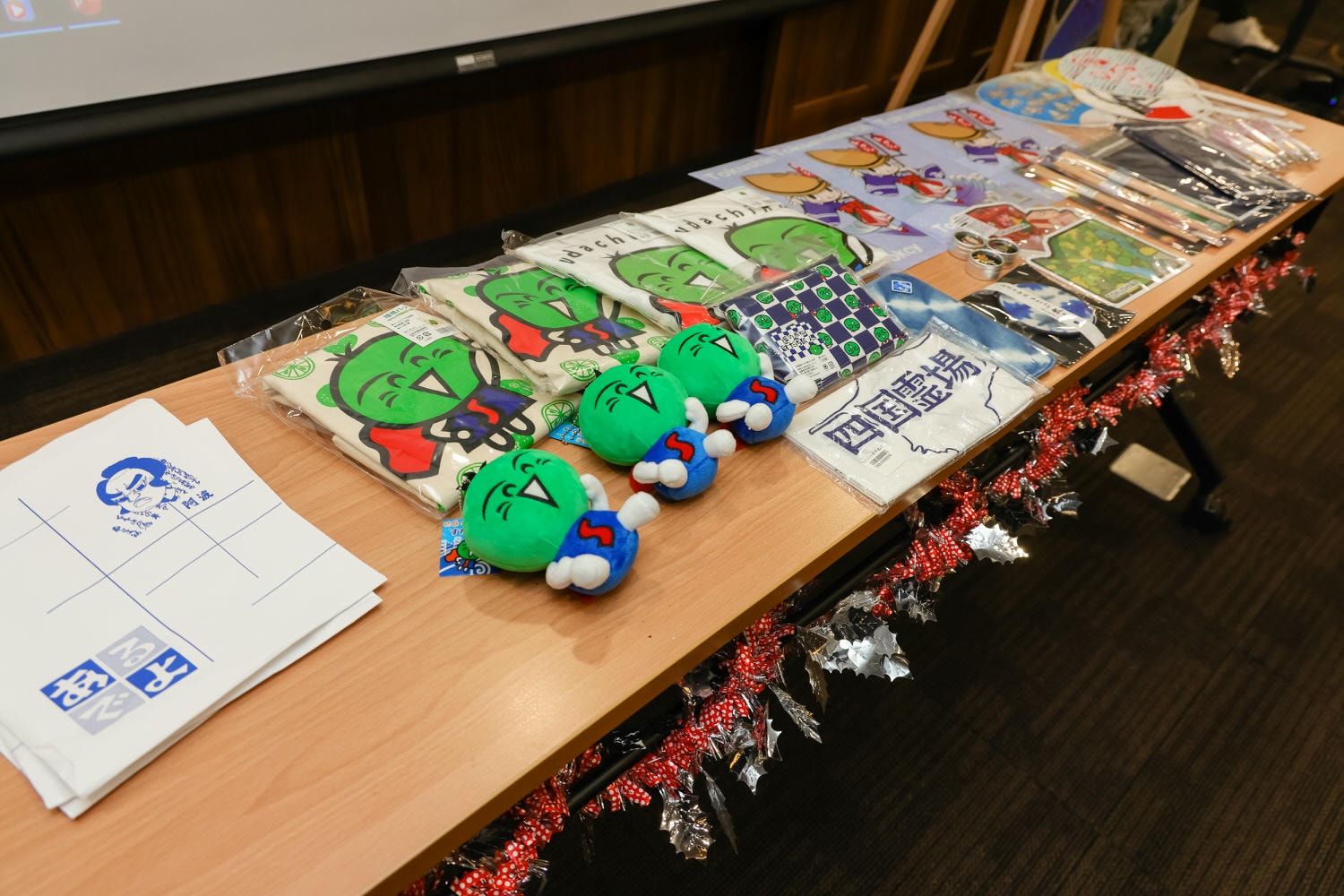 活動紀錄┃211225與張泰山Talkshow回憶德島 ◊徳島県セミナー有名人とトークショーで共有