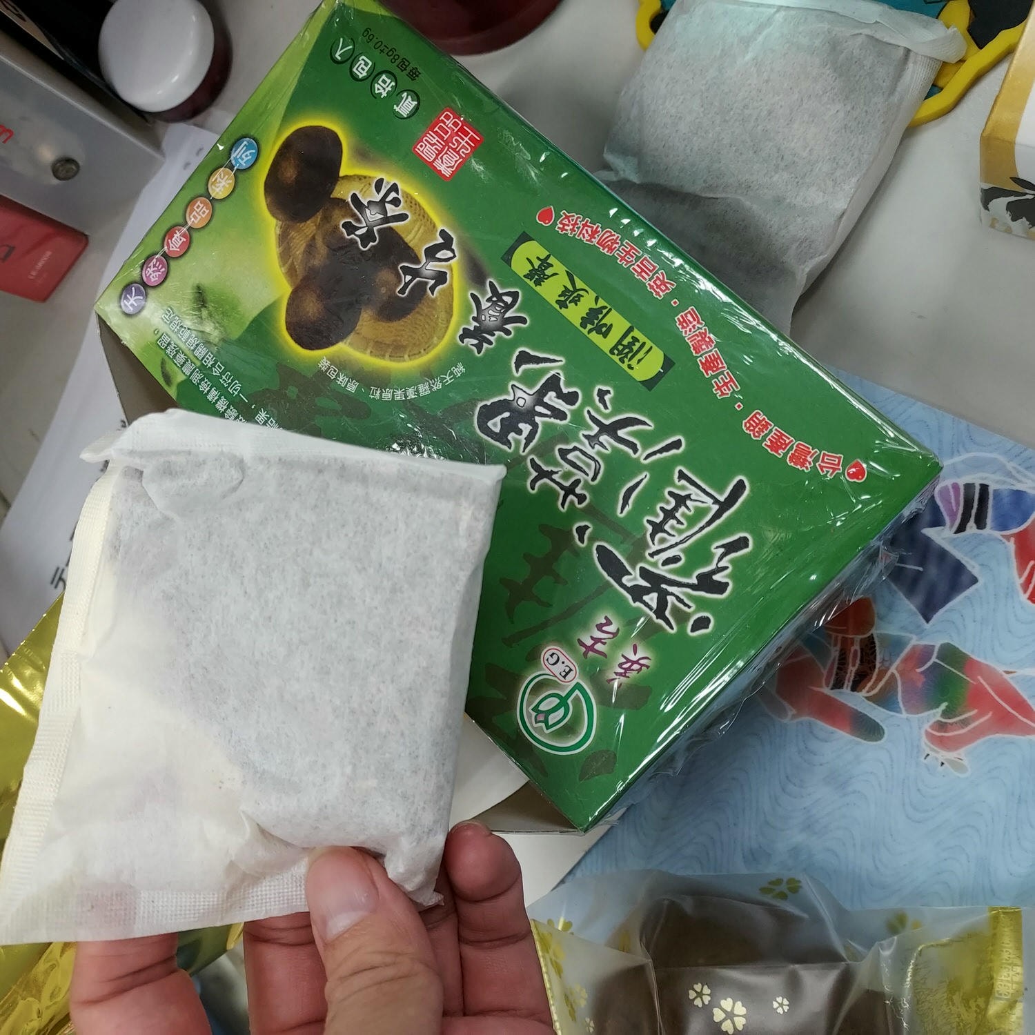 聲帶長繭┃從聲帶瘜肉變長繭 醫院嗓音治療 西藥中藥 澎大海等都試 吞嚥卡卡 無法久說快話長說 歷程分享