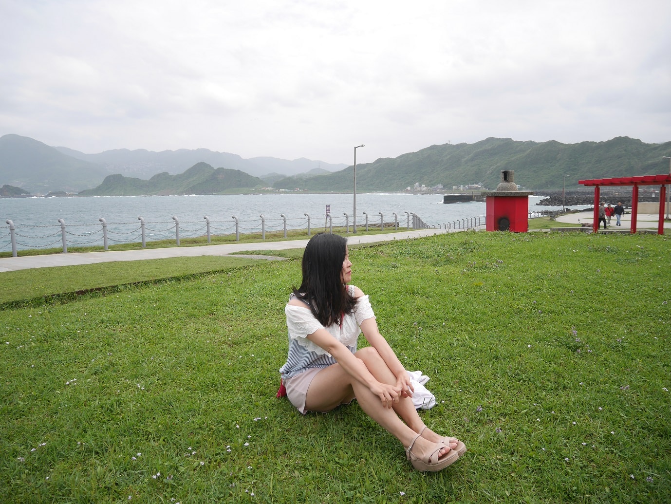 新北東北角︱夜宿車泊醒來就是海 貢寮金沙灣海濱公園+基隆潮境公園+九份 一日行程 媽咪早午餐蔥抓餅讚