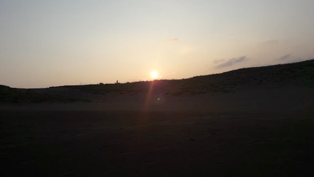 日本山陰山陽︱我愛的鳥取 三小時計程車2000日幣 白兔神社祈求結緣 砂丘滑砂板好玩 和牛火鍋 砂場咖啡
