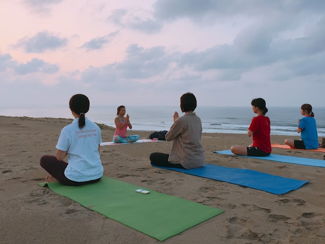 日本山陰山陽︱我愛的鳥取 三小時計程車2000日幣 白兔神社祈求結緣 砂丘滑砂板好玩 和牛火鍋 砂場咖啡