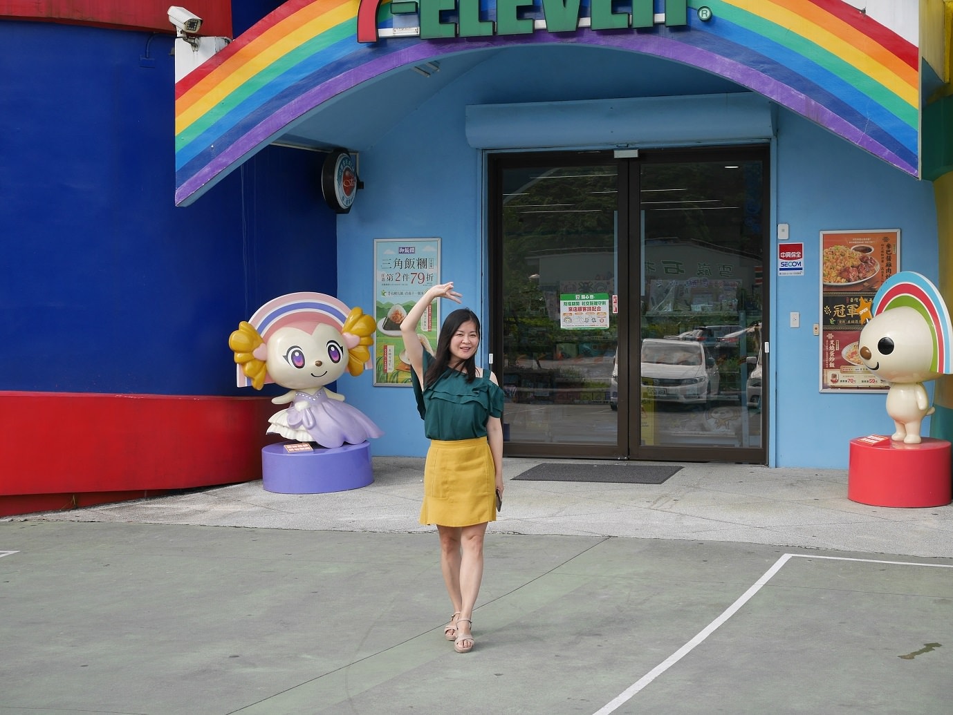 花蓮新城┃一日行程 夜宿車泊早晨迎七星潭 新城早餐 月牙灣觀海區 新城老街 貨櫃星巴客 老鋪珈啡鋪子