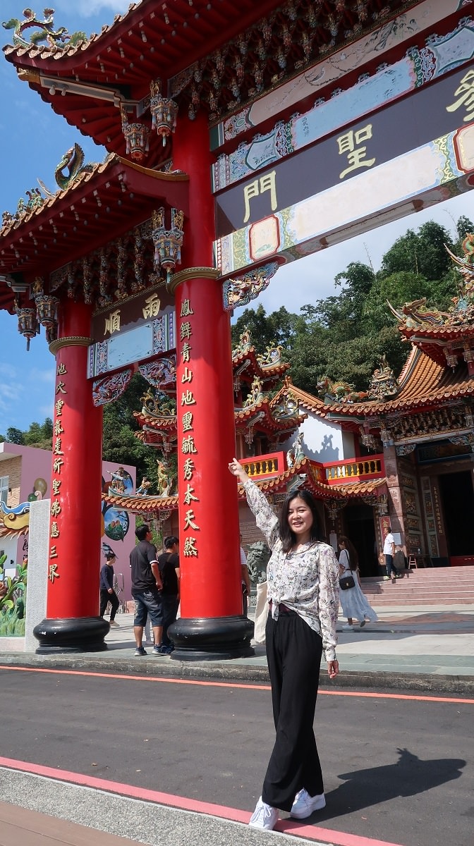 南投魚池┃一日行程求緣份  月老廟龍鳳宮+單車遊日月潭 景色喜美遇見落雨松好浪漫