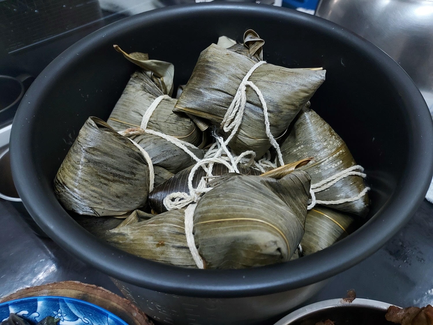 端午肉粽┃自家包的肉粽料多實在 與家人一起吃的肉粽最香最好吃 端午的幸福家鄉味
