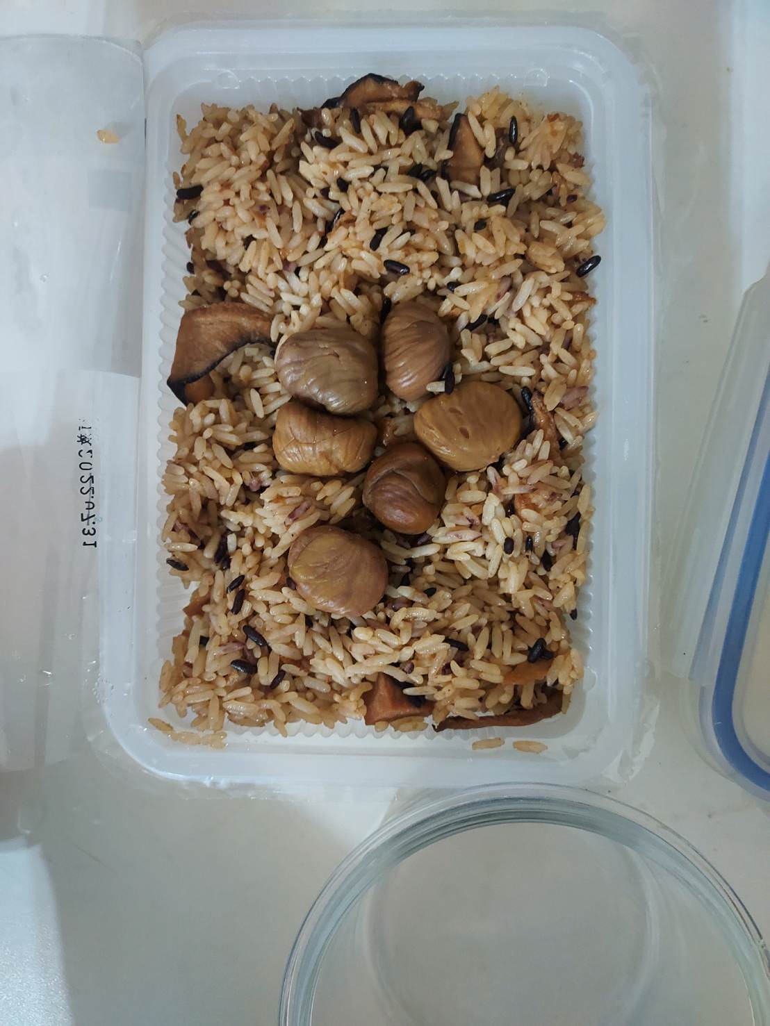 小資開箱┃上班族三餐最方便「冊子油飯」即享餐盒 租屋族一台電鍋搞定 栗子素油飯超推 吃很飽