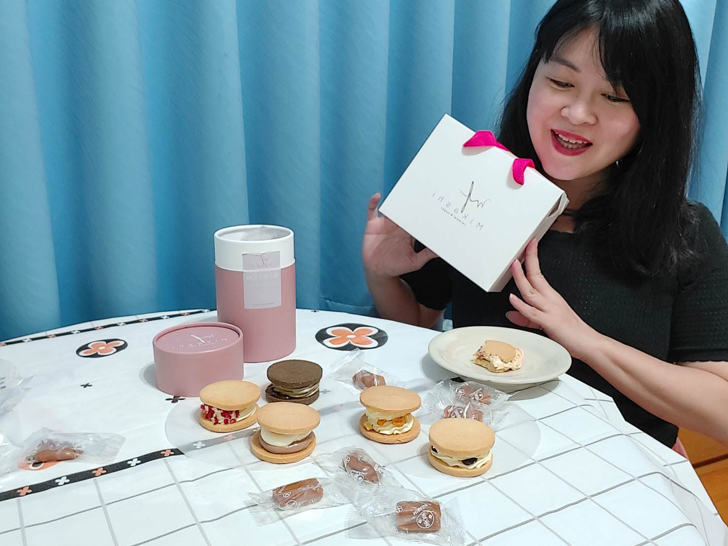 小資開箱┃送禮推薦美菓Mikashi 清爽好吃「厚餡奶霜餅乾」 招牌「鹽之花牛奶糖」自家熬煮不黏牙每天都想吃