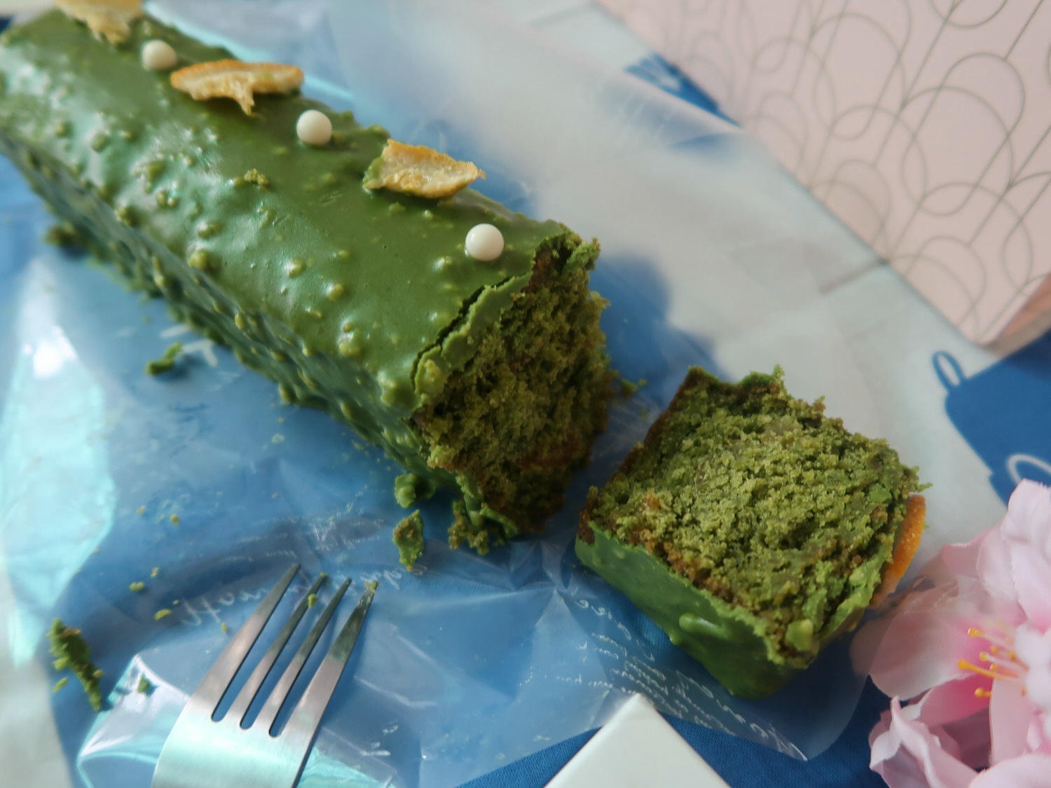 小資開箱┃台南磅蛋糕專賣Mon bébé 萌貝貝  濃厚日式抹茶柚子超推 另有檸檬磅蛋糕等口味