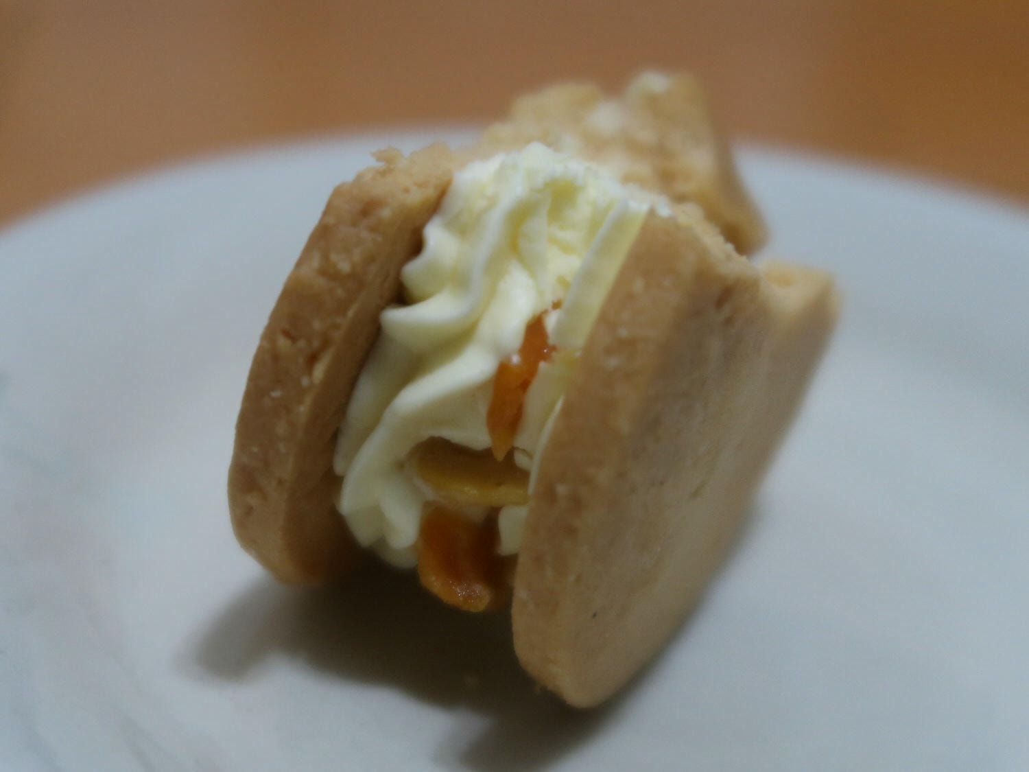 小資開箱┃送禮推薦美菓Mikashi 清爽好吃「厚餡奶霜餅乾」 招牌「鹽之花牛奶糖」自家熬煮不黏牙每天都想吃