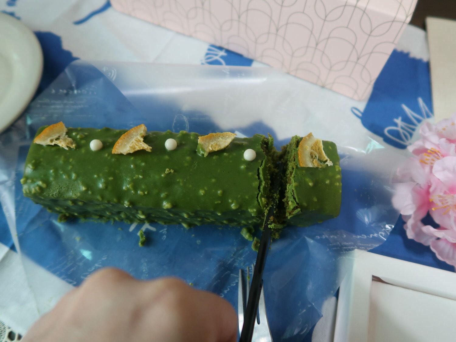 小資開箱┃台南磅蛋糕專賣Mon bébé 萌貝貝  濃厚日式抹茶柚子超推 另有檸檬磅蛋糕等口味