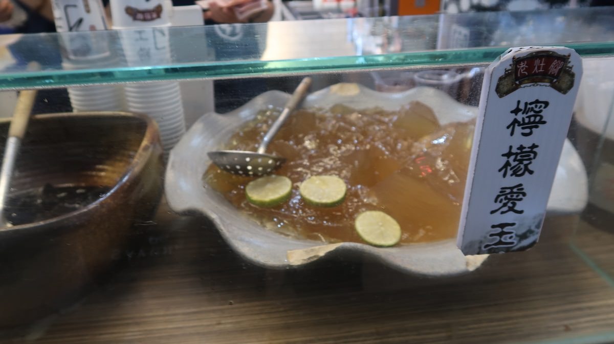 台中梧棲┃最大梧棲漁港觀光漁市 烤花枝今好呷 轉型網美漁港 最美夕陽「高美濕地」這黃昏浪漫極了