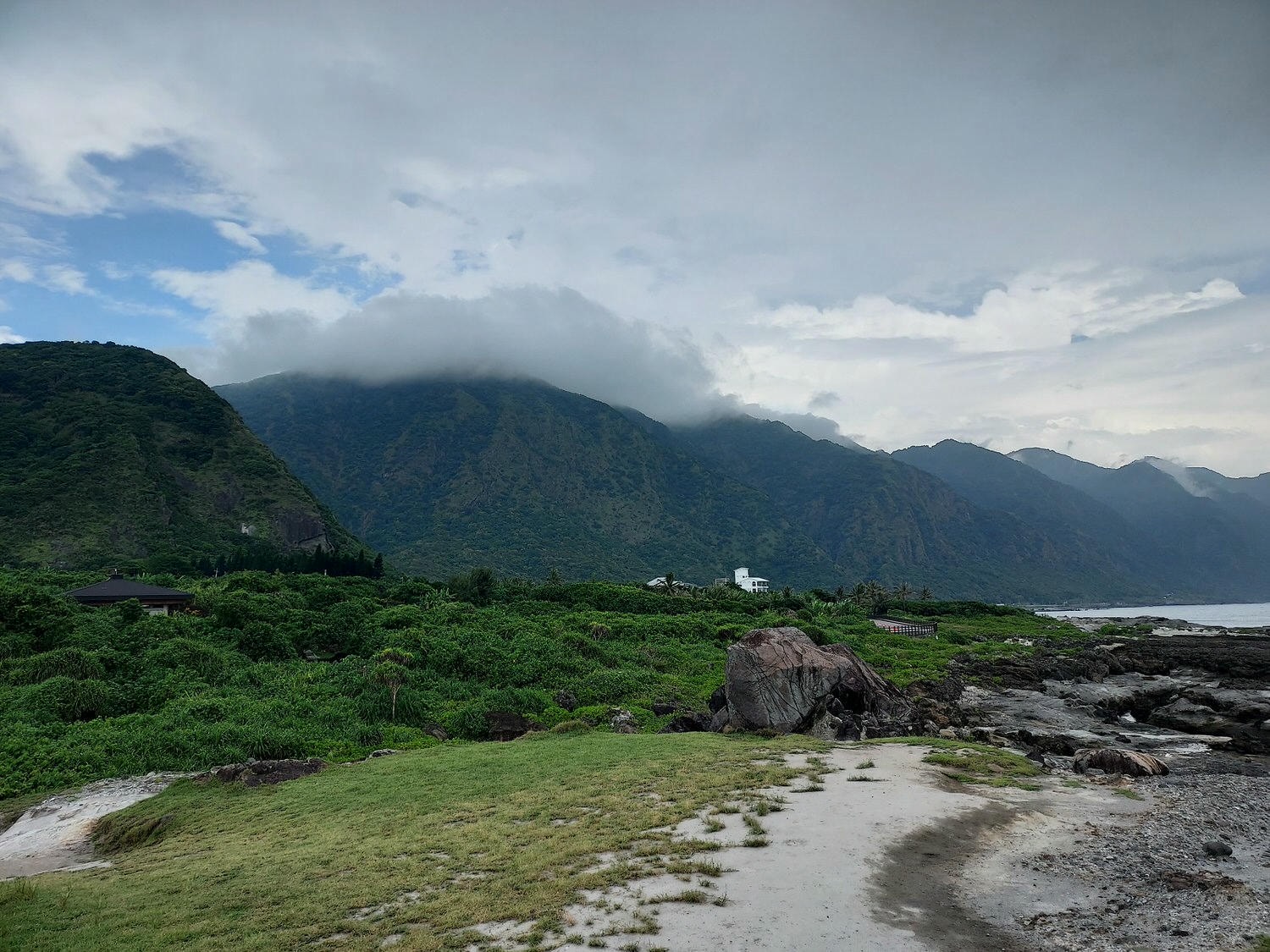 花蓮豐濱┃自然保護區「石梯坪遊憩區」單面山白石觀海浪 豐濱大灣休憩區 芭崎瞭望台