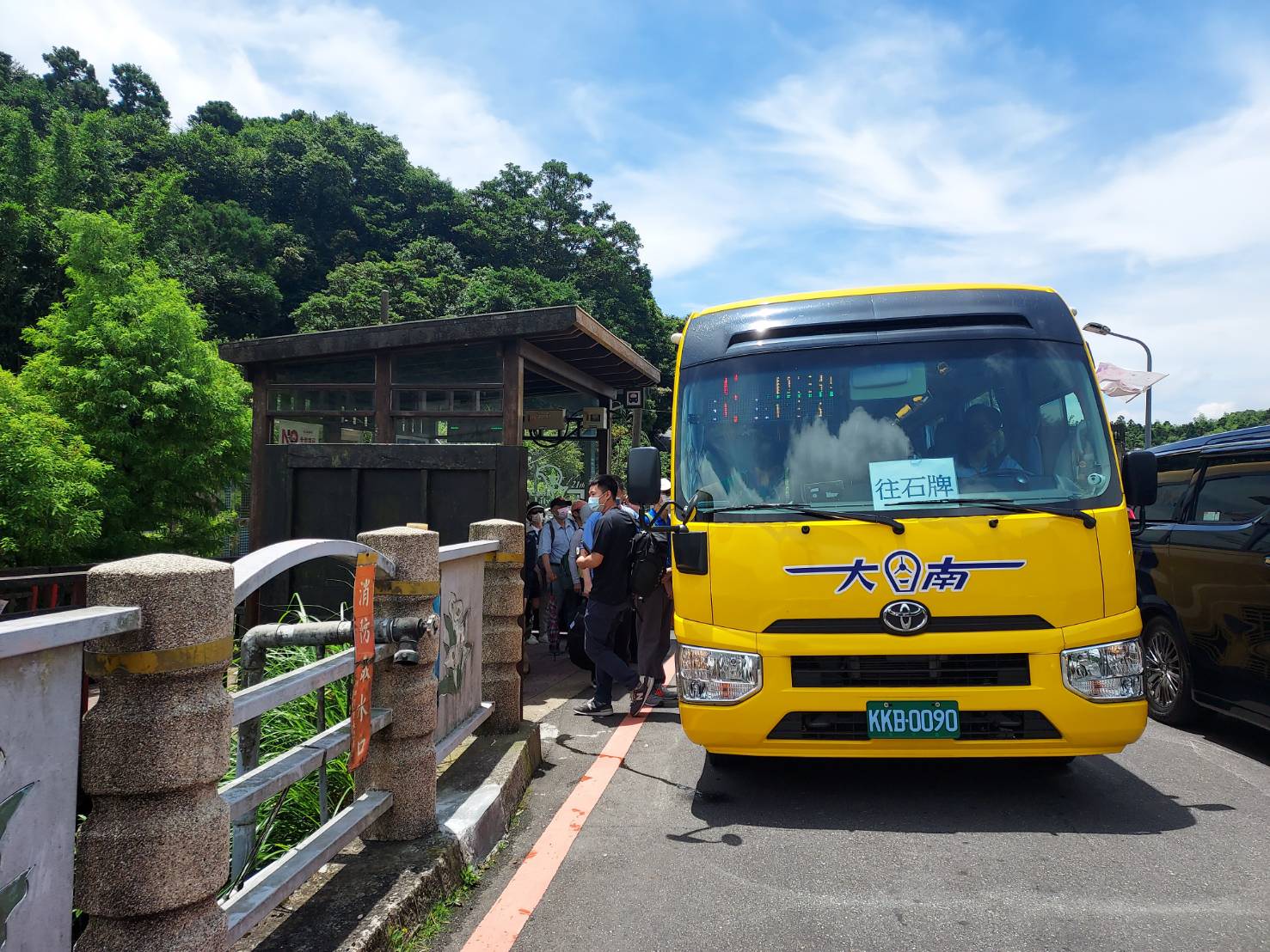 台北賞花┃陽明山竹子湖繡球花「大梯田」每年6月繽紛回憶 捷運石牌站轉小8公車 竹子湖下車