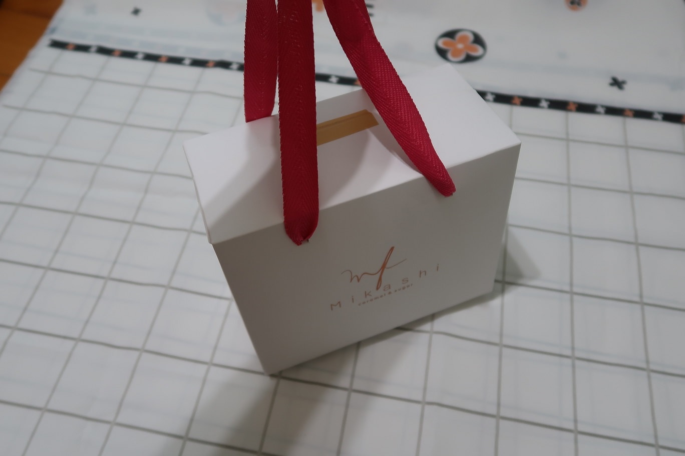 小資開箱┃送禮推薦美菓Mikashi 清爽好吃「厚餡奶霜餅乾」 招牌「鹽之花牛奶糖」自家熬煮不黏牙每天都想吃