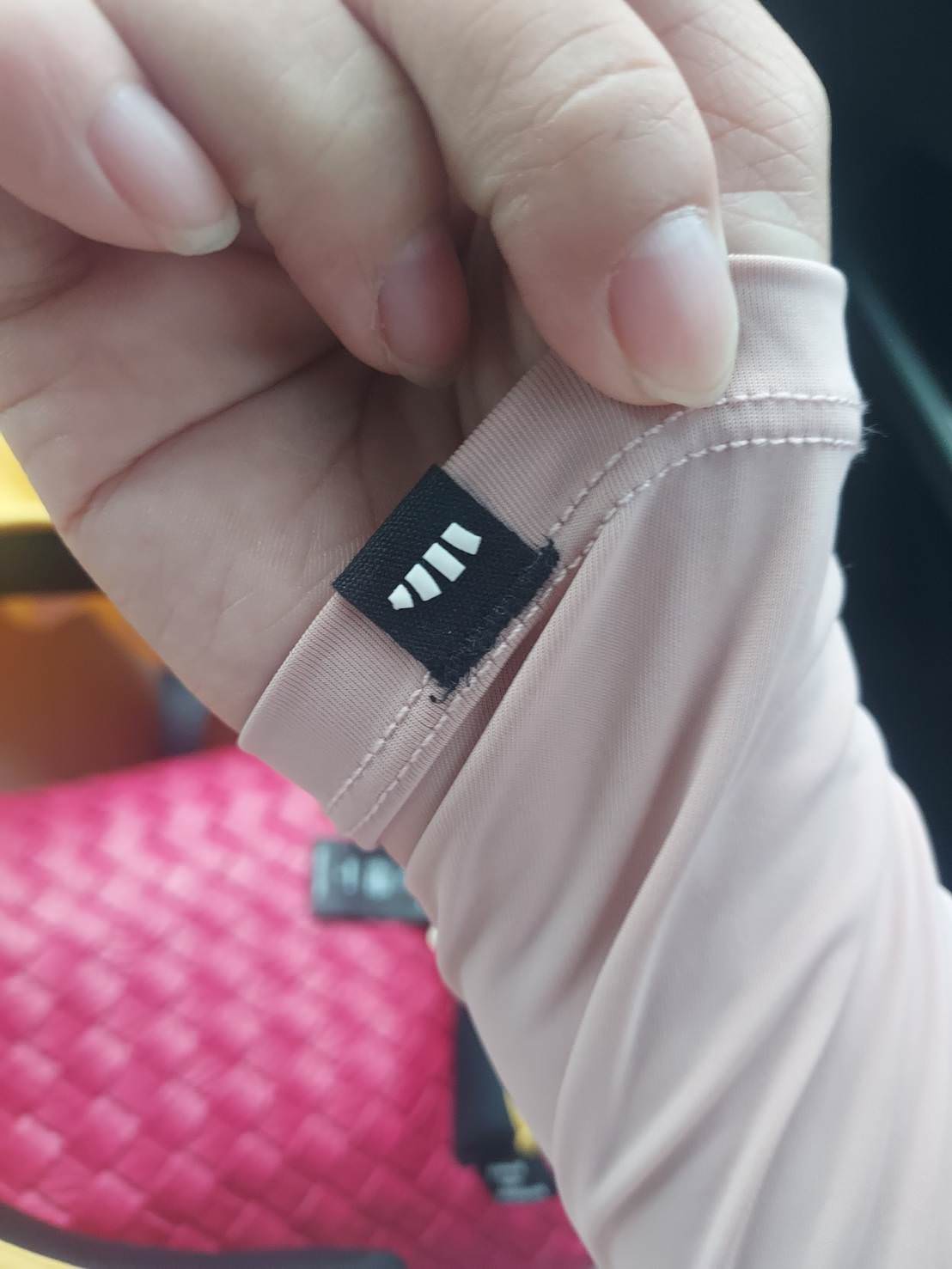 防曬推薦┃「冰感穿整天」冰薄抗UV防曬蕉下BENEUNDER貝殼帽 外套 袖套 護眼角口罩 修飾身型材質超好必備