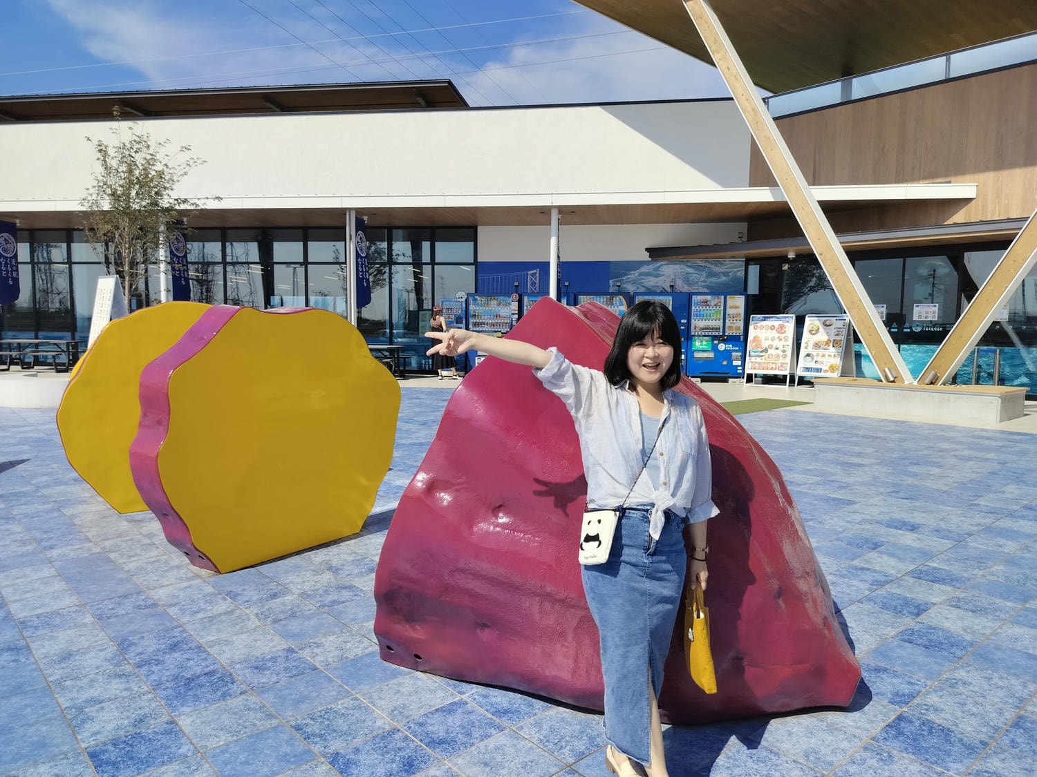 德島購物┃四國伴手禮四國最大 庫魯庫魯Kurukurunaruto (道の駅くるくるなると)鳴門道之站休息區 網美景點 - 第40張圖 德島購物┃四國伴手禮四國最大 庫魯庫魯Kurukurunaruto (道の駅くるくるなると)鳴門道之站休息區 網美景點