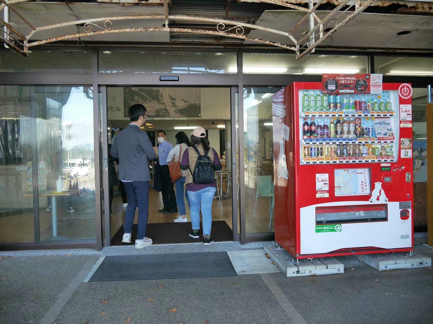 四國德島┃鳴門山頂展望台-Eskahill(エスカヒル鳴門)搭手扶梯免走路360度望穿大鳴門橋船隻漩渦 鳴門公園