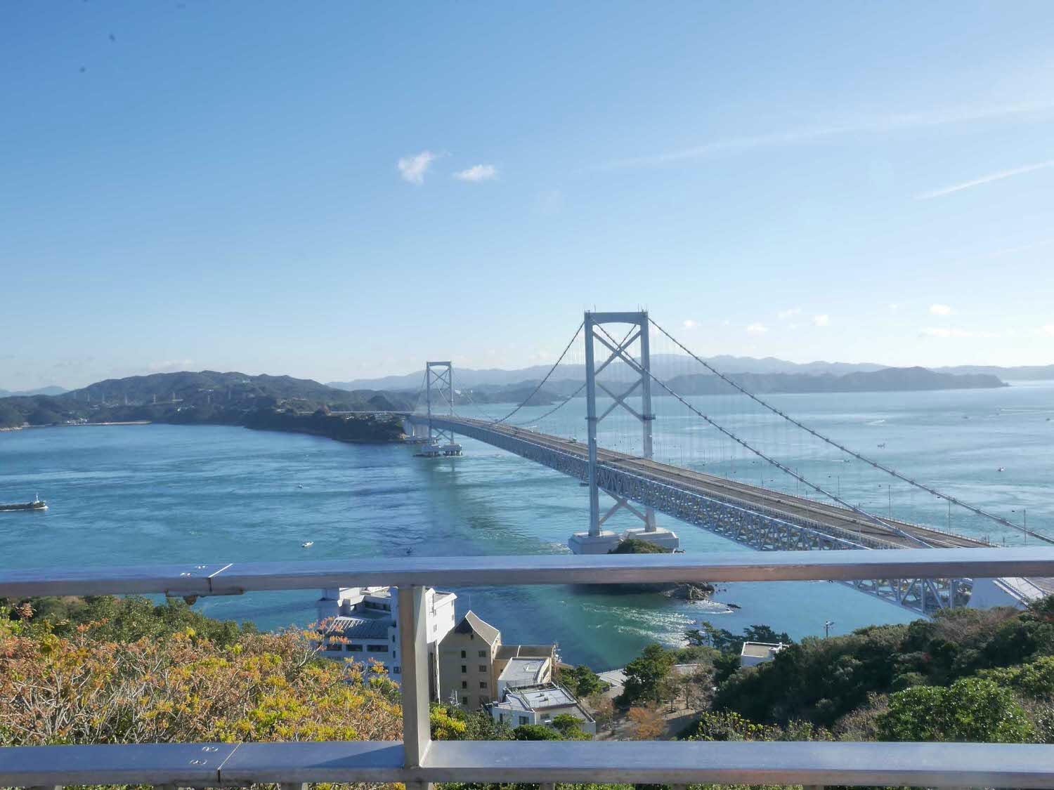 四國德島┃鳴門山頂展望台-Eskahill(エスカヒル鳴門)搭手扶梯免走路360度望穿大鳴門橋船隻漩渦 鳴門公園