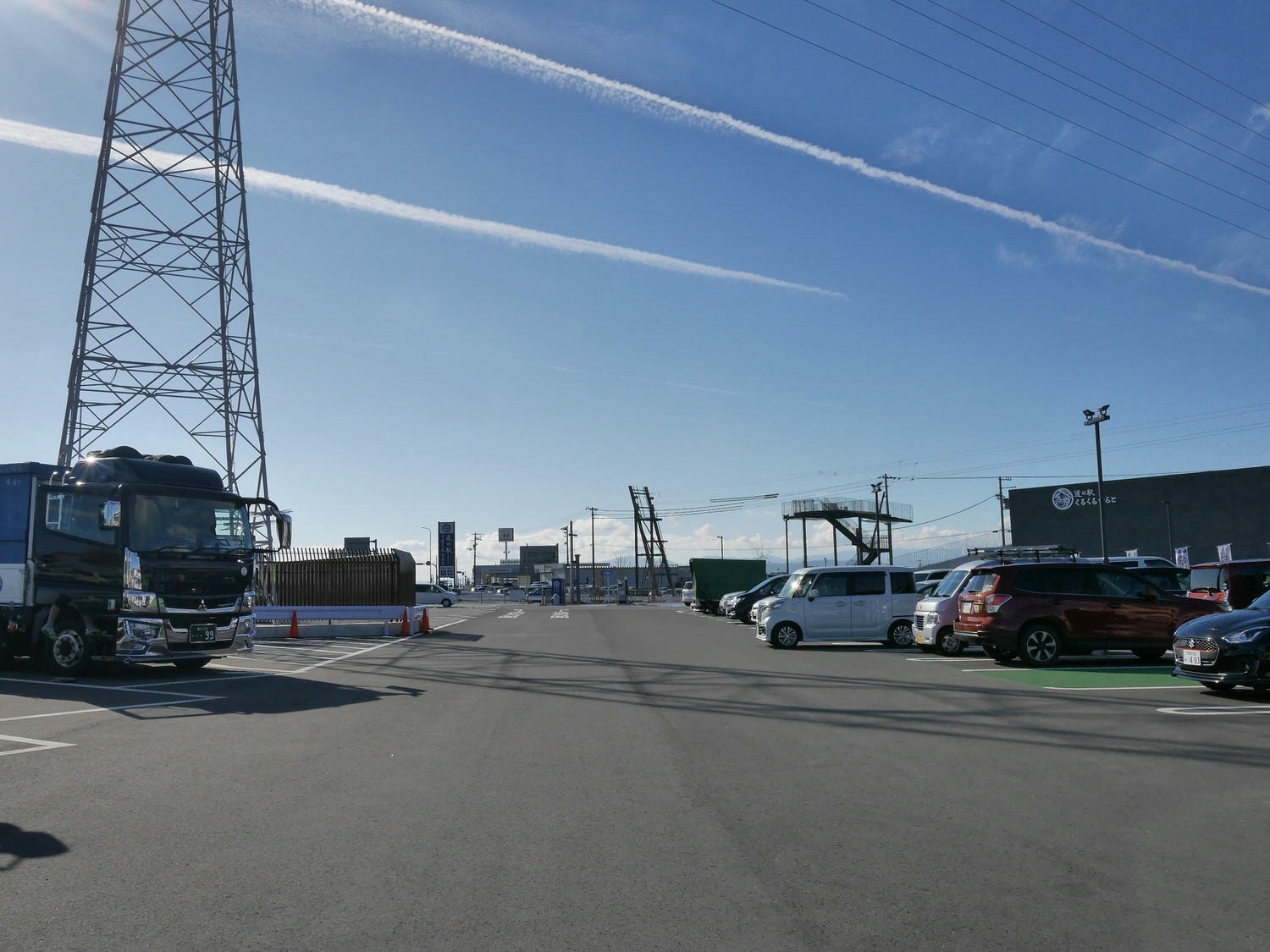 德島購物┃四國伴手禮四國最大 庫魯庫魯Kurukurunaruto (道の駅くるくるなると)鳴門道之站休息區 網美景點 - 第4張圖 德島購物┃四國伴手禮四國最大 庫魯庫魯Kurukurunaruto (道の駅くるくるなると)鳴門道之站休息區 網美景點