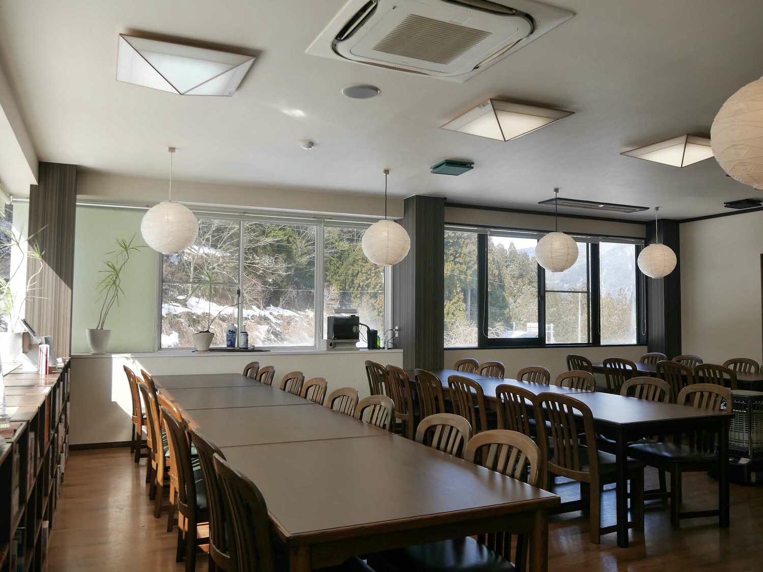 北陸福井┃百年老店「谷口屋」日本第一好吃油炸豆腐(竹田の油揚げ)拌蘿蔔泥超清爽 山區冬雪 福井名物