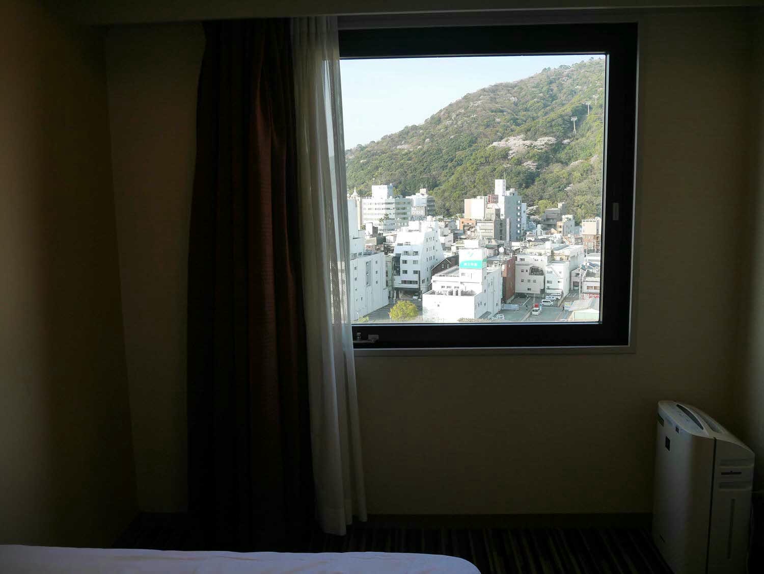 四國德島住宿┃JR德島站步行5分 德島微笑飯店(Smile Hotel) 眉山景色美 自助早餐豐富單人房寬徜CP值高 - 第14張圖 四國德島住宿┃JR德島站步行5分 德島微笑飯店(Smile Hotel) 眉山景色美 自助早餐豐富單人房寬徜CP值高