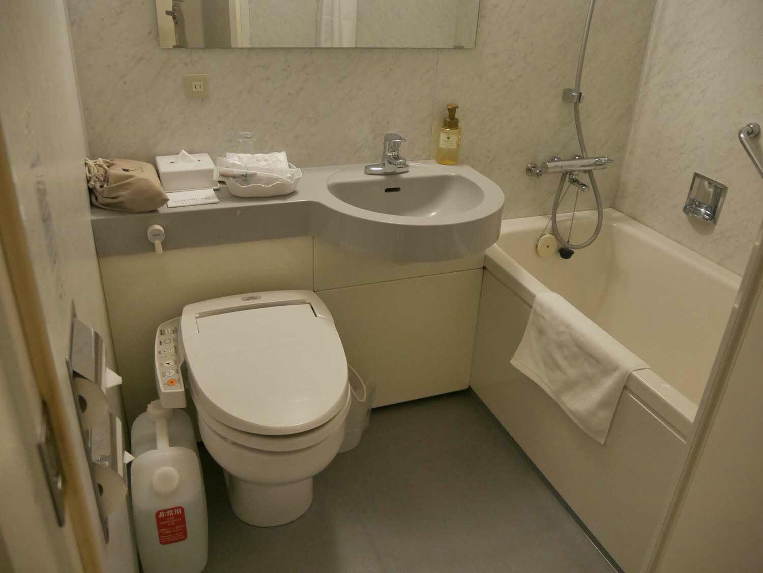 四國德島住宿┃JR德島站前「燦路都飯店」 SUNROUTE ホテルサンルート徳島 天然溫泉 早餐豐富 乾淨舒適