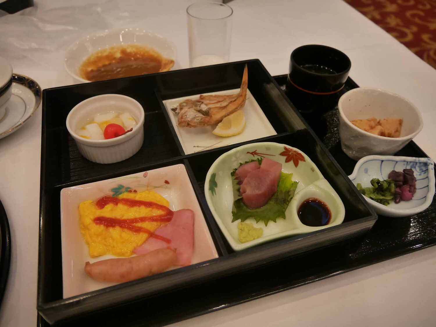 鳥取住宿┃JR鳥取站走5分「摩那趣鳥取酒店」Hotel Monarque Tottori 天然溫泉早餐豐富價格親民(圖多)