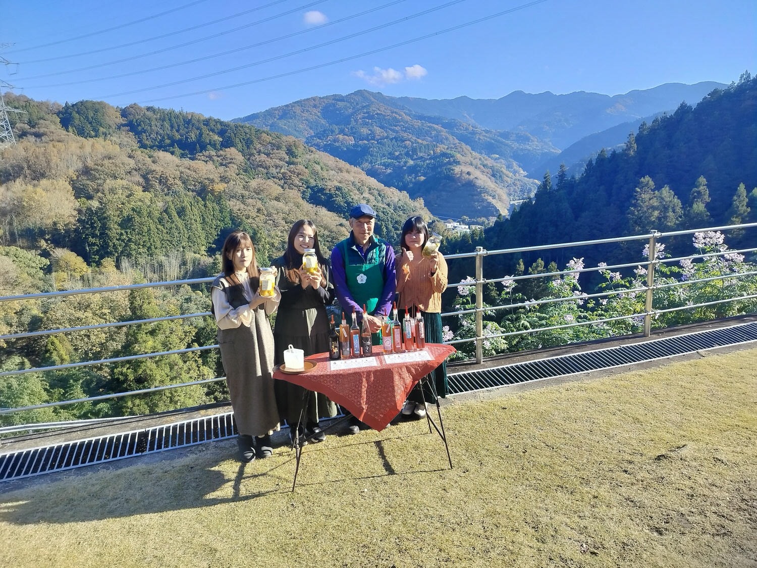 四國德島┃2023吉野川市「美鄉梅酒祭」JR阿波山川站接駁車五杯酒券四會場通用 烤肉關東煮 鄉村秋楓山景美醉 - 第54張圖 四國德島┃2023吉野川市「美鄉梅酒祭」JR阿波山川站接駁車五杯酒券四會場通用 烤肉關東煮 鄉村秋楓山景美醉