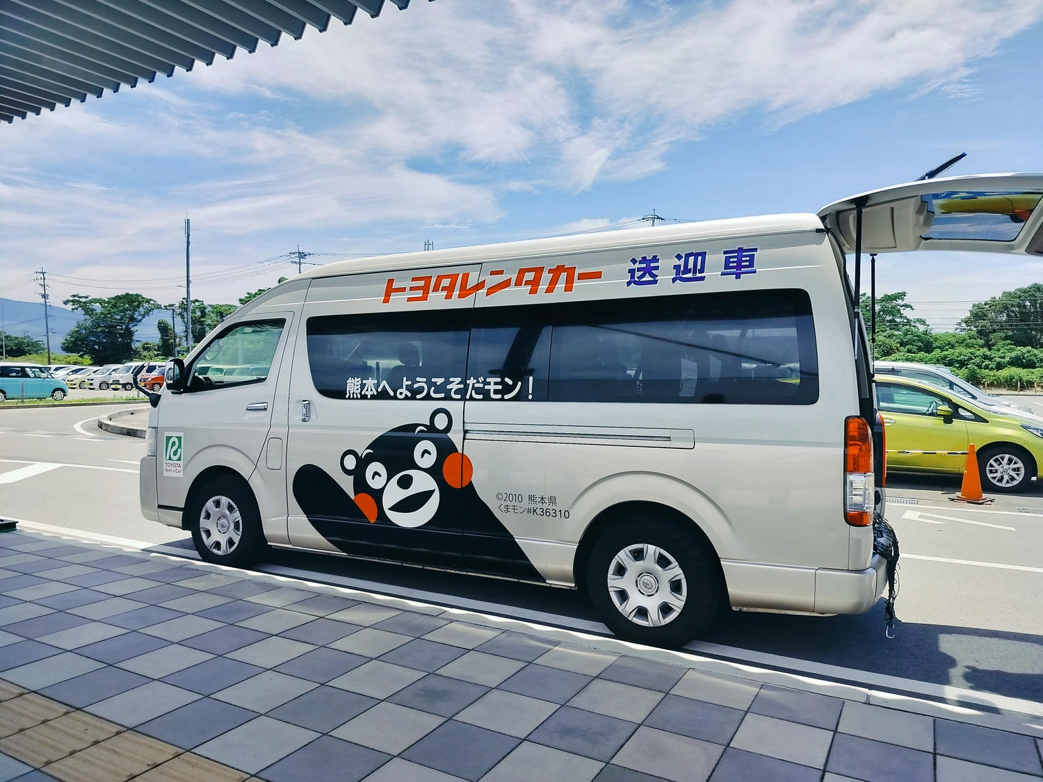 熊本自由行┃更新)阿蘇熊本機場全公開 安檢後通去國內買伴手禮 自駕租車 四樓看飛機星宇華航直飛熊本 四層全介紹 - 第20張圖 熊本自由行┃更新)阿蘇熊本機場全公開 安檢後通去國內買伴手禮 自駕租車 四樓看飛機星宇華航直飛熊本 四層全介紹