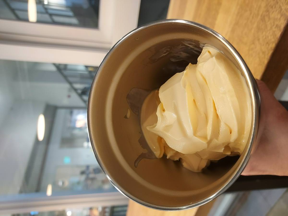 正版冰霸杯︱開箱「YETI美國保冰權威」-波樂品牌 真空雙層保溫杯/保冰杯 整杯手搖保特瓶放進去 冰淇淋也ok - 第14張圖 正版冰霸杯︱開箱「YETI美國保冰權威」-波樂品牌 真空雙層保溫杯/保冰杯 整杯手搖保特瓶放進去 冰淇淋也ok