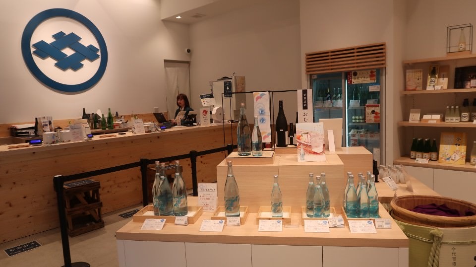 (日本關東)東京池袋搭巴士新潟市區超好玩 烤仙貝 吃豬排 酒廠見學 古時豪宅 買日本酒 採草莓(上集)