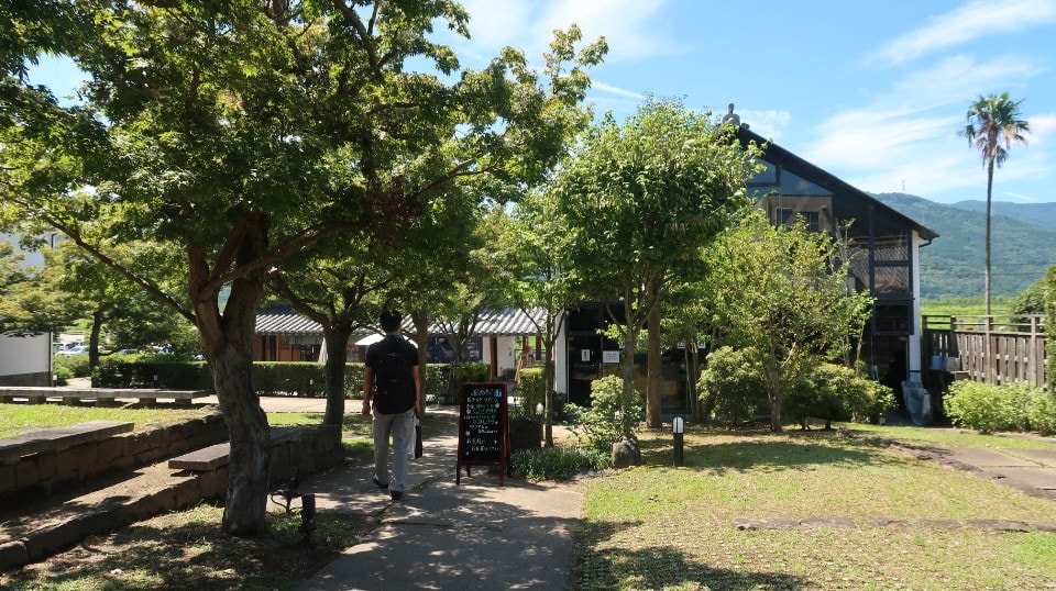 日本四國┃四國德島縣西部秘境美馬市劍町全覽 脇町老街 世界三大奇勝土柱 木盆烏龍麵 山坡斜面農耕