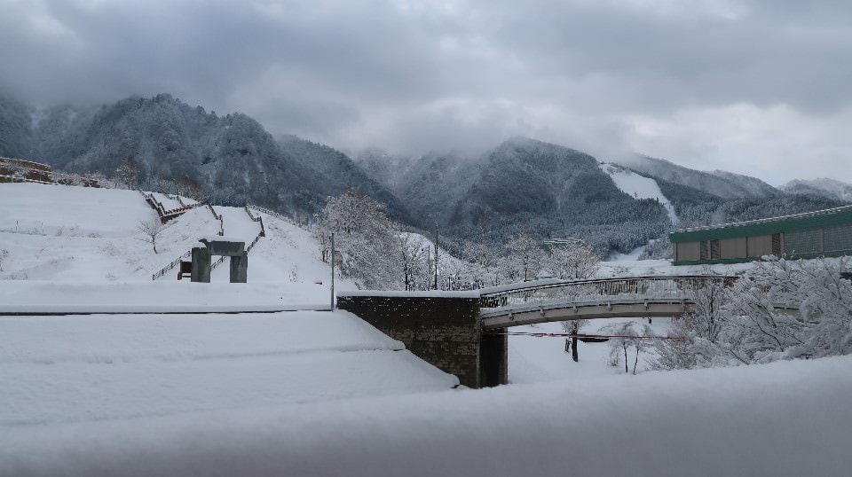 日本山陰山陽┃鳥取若櫻住一晚 高原冰太住宿冬玩雪夏登山 (搭配若櫻鐵道昭和號列車 昭和玩具館)超充實