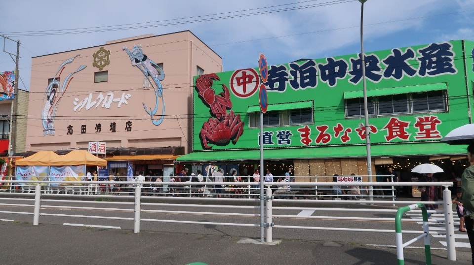 (日本關東)東京近郊走走新潟 大地藝術祭十日町清津峽 農舞台 長岡寺泊魚市 越後丘陵玫瑰園 彌彥神社