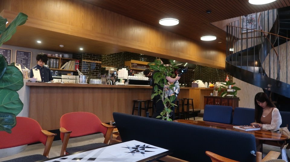 日本關東︱東京淺草上野晴空塔伴隨 住APA吃牛丼 人力車日常 Fuglen咖啡館 日劇般路邊居酒屋大點大吃