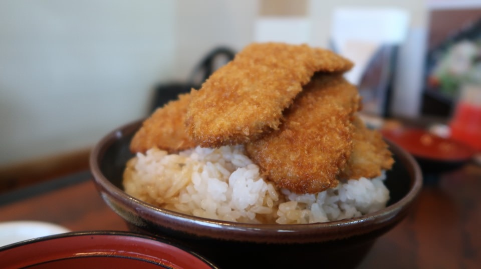 (日本關東)東京池袋搭巴士新潟市區超好玩 烤仙貝 吃豬排 酒廠見學 古時豪宅 買日本酒 採草莓(上集)