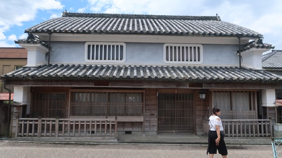 日本四國┃四國德島縣西部秘境美馬市劍町全覽 脇町老街 世界三大奇勝土柱 木盆烏龍麵 山坡斜面農耕