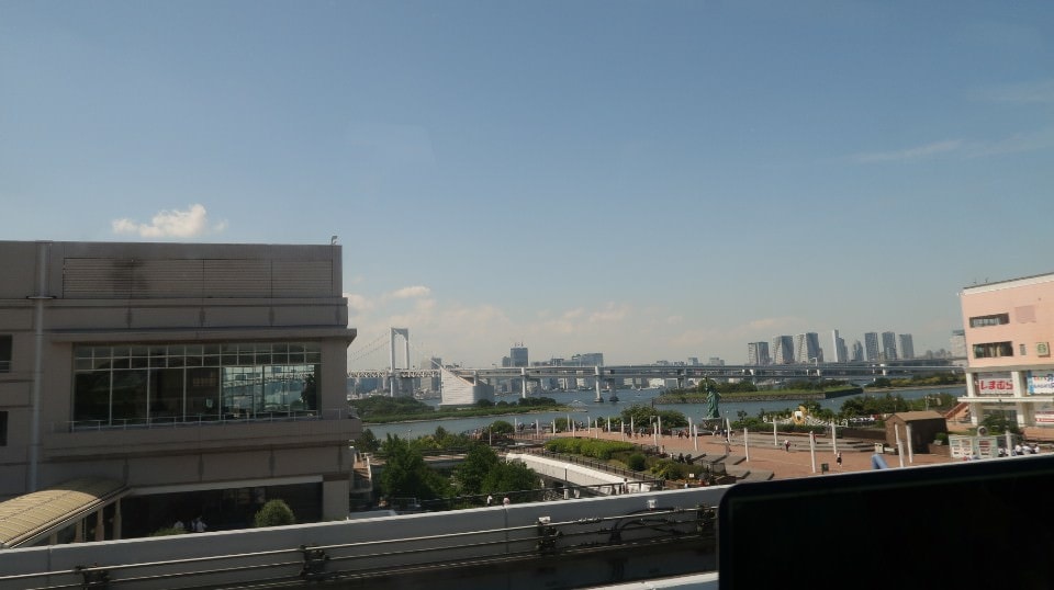 (日本關東)東京真好玩 六本木HILLS看東京鐵塔 台場數位美術館很厲害 一番街吃現炸薯條 再買個角落生物