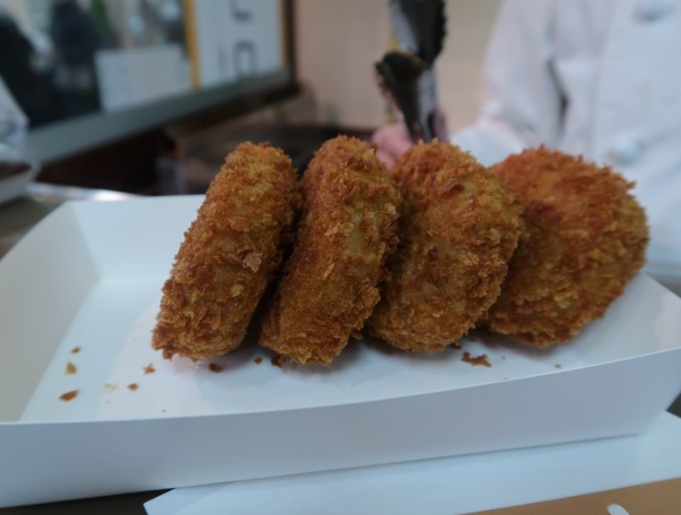 關西兵庫┃神戶自由行好點 水野家可樂餅超好吃 北野異人館 老店大阪燒壽司 美麗堅帆船飯店必住