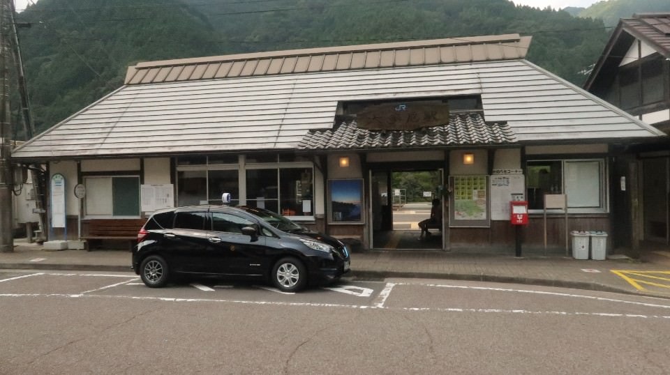 日本四國┃四國德島祖谷秘境 入住曼納卡溫泉旅館（大歩危峡まんなかホテル）大步危遊覽船JR大步危站