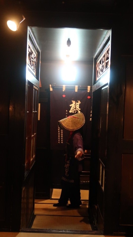 (日本關東)東京池袋搭巴士新潟市區超好玩 烤仙貝 吃豬排 酒廠見學 古時豪宅 買日本酒 採草莓(上集)