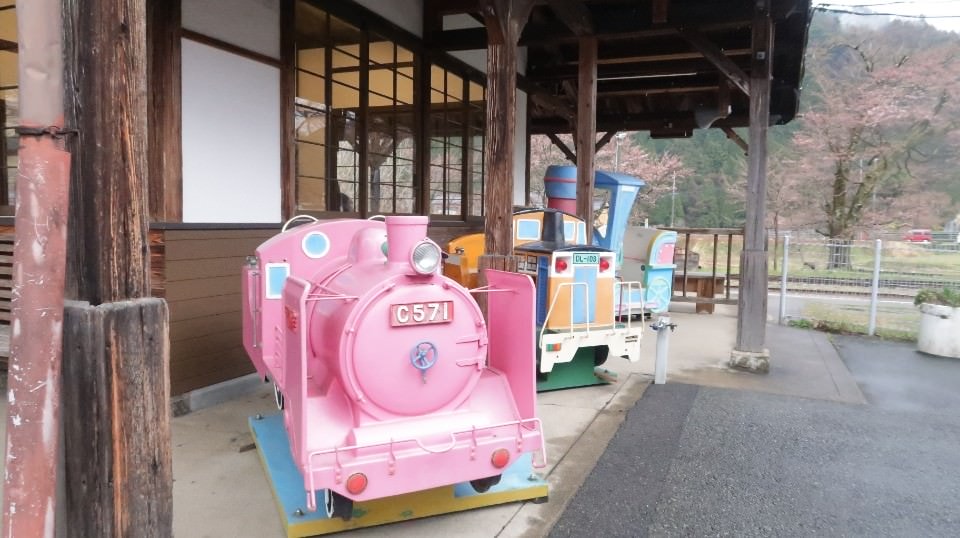 日本山陰山陽┃鳥取若櫻全筆記 昭和號八頭號SL號鐵道迷 高原冰太住宿冬玩雪夏登山 OCAT難波站巴士直達