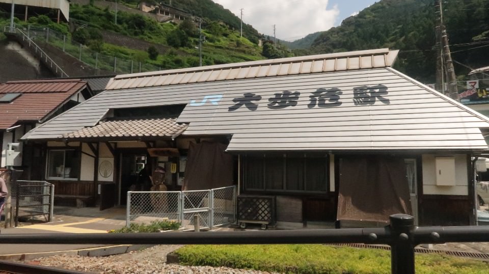 日本四國┃四國德島祖谷秘境 入住曼納卡溫泉旅館（大歩危峡まんなかホテル）大步危遊覽船JR大步危站
