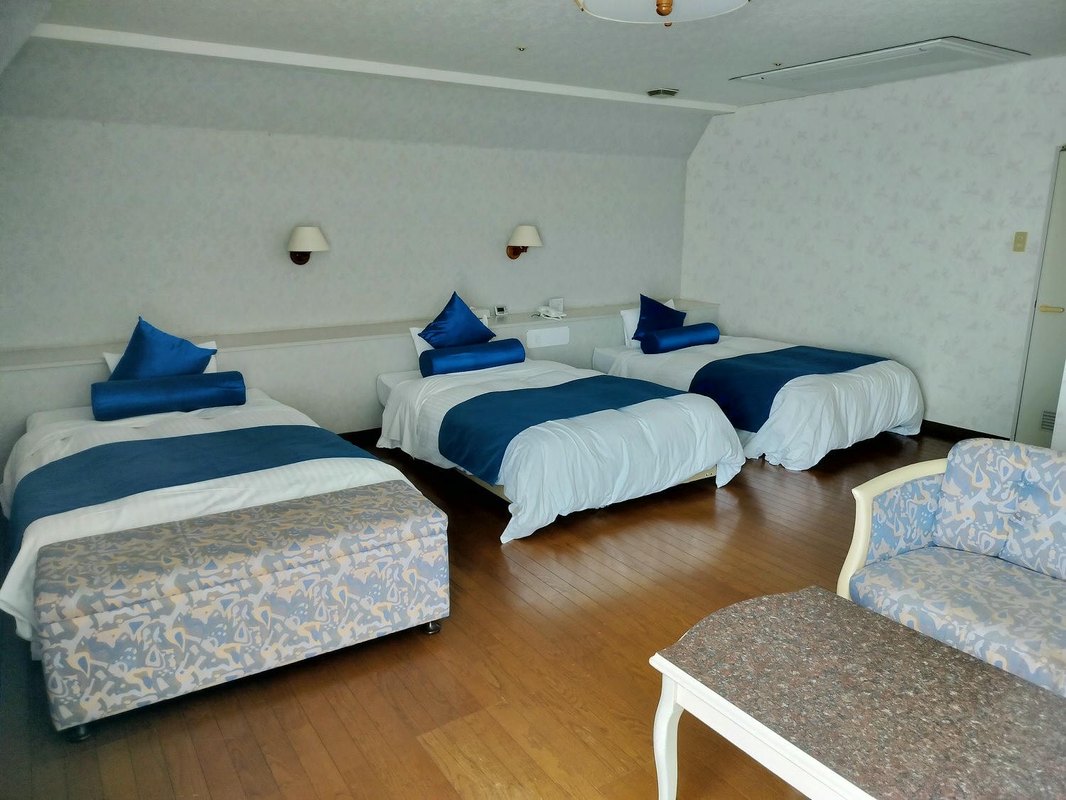 熊本天草住宿┃海景賞夕陽 天草下田溫泉 望洋閣旅館一泊二食鮑魚超新鮮 天草最棒優質住宿 百萬海景超放鬆 - 第22張圖 熊本天草住宿┃海景賞夕陽 天草下田溫泉 望洋閣旅館一泊二食鮑魚超新鮮 天草最棒優質住宿 百萬海景超放鬆