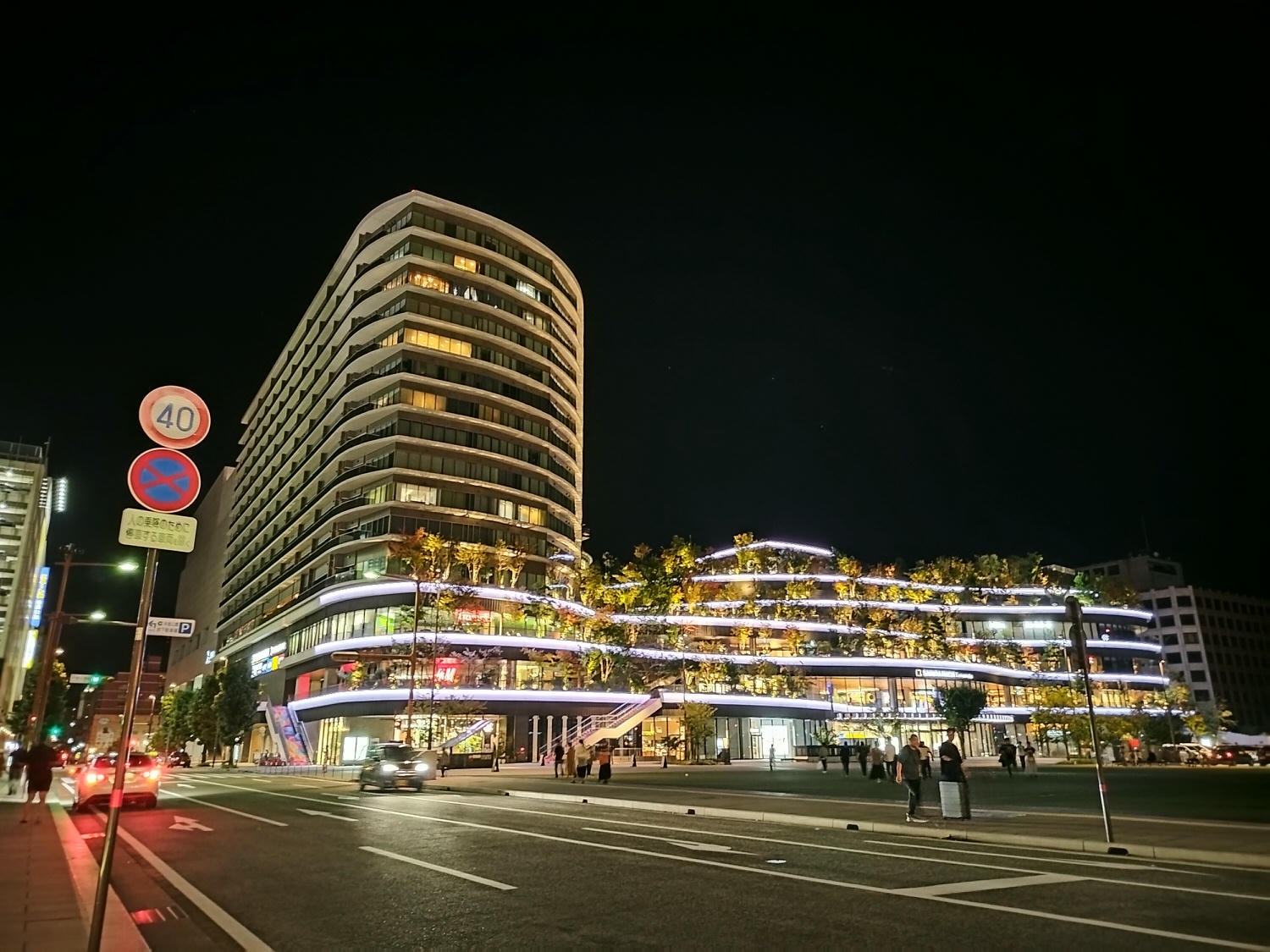 熊本景點┃市區櫻町轉運站搭巴士去山鹿「八千代座 山鹿燈籠民藝館」 住一晚再搭巴士去阿蘇熊本機場 熊本自由行