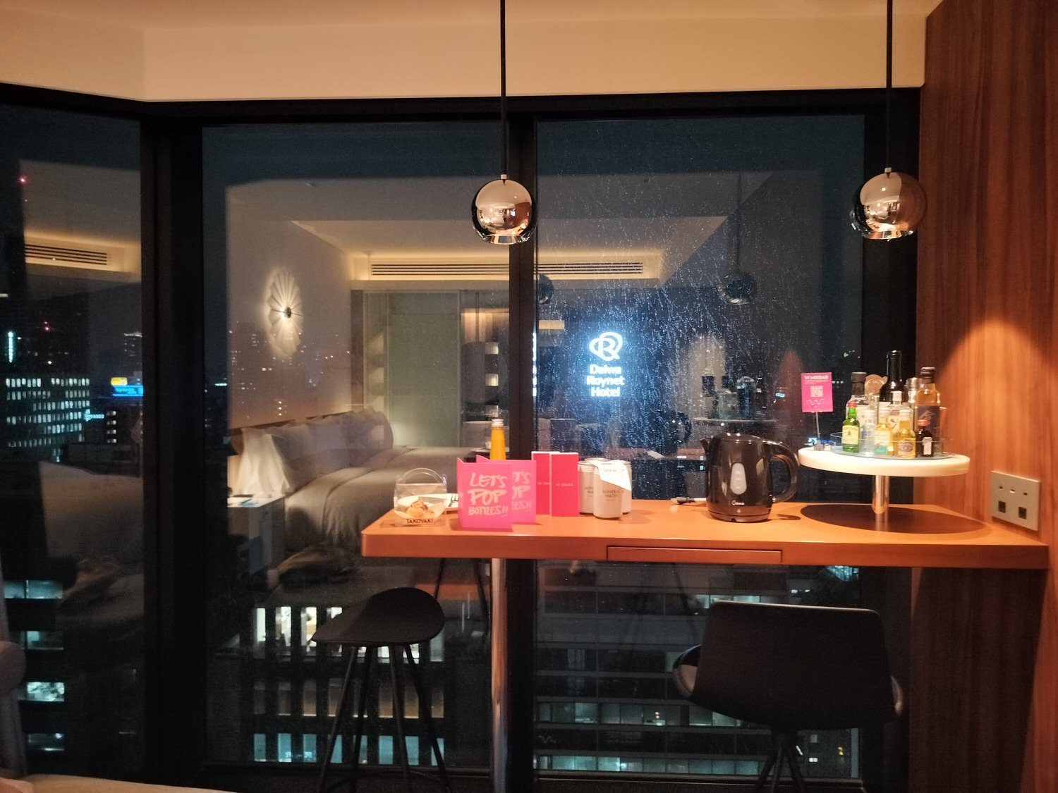 大阪住宿┃奢華氣場精品大阪W酒店(W Osaka)全介紹(圖多)安藤忠雄打造全黑高樓 1泊6-8萬円 W大阪御堂筋大道