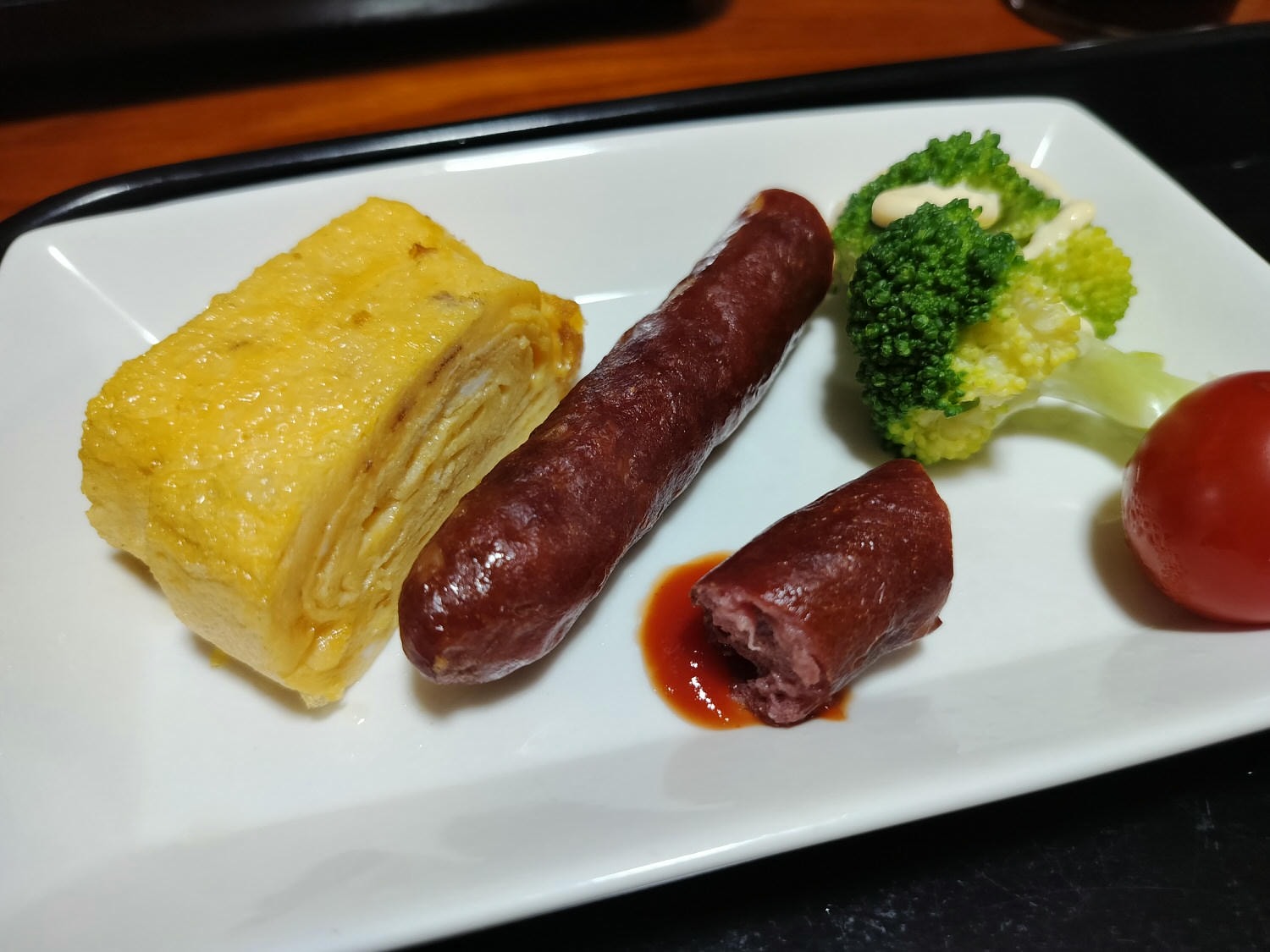 德島民宿┃打獵鹿爺爺秘境山上住一晚「うり坊(屋里坊)1泊2食鹿肉大餐拔麝香葡萄 JR阿波池田站接送 預約教學