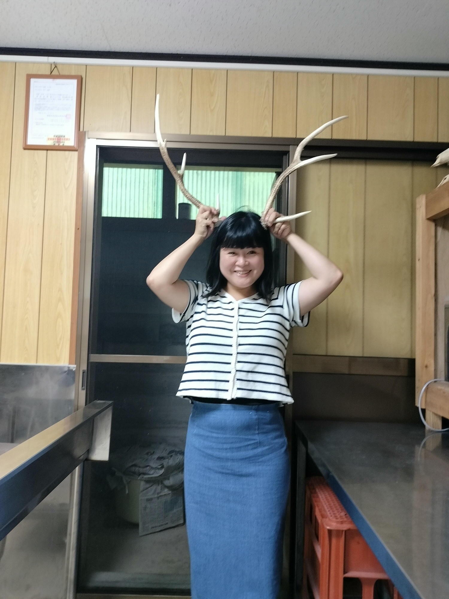 德島民宿┃打獵鹿爺爺秘境山上住一晚「うり坊(屋里坊)1泊2食鹿肉大餐拔麝香葡萄 JR阿波池田站接送 預約教學