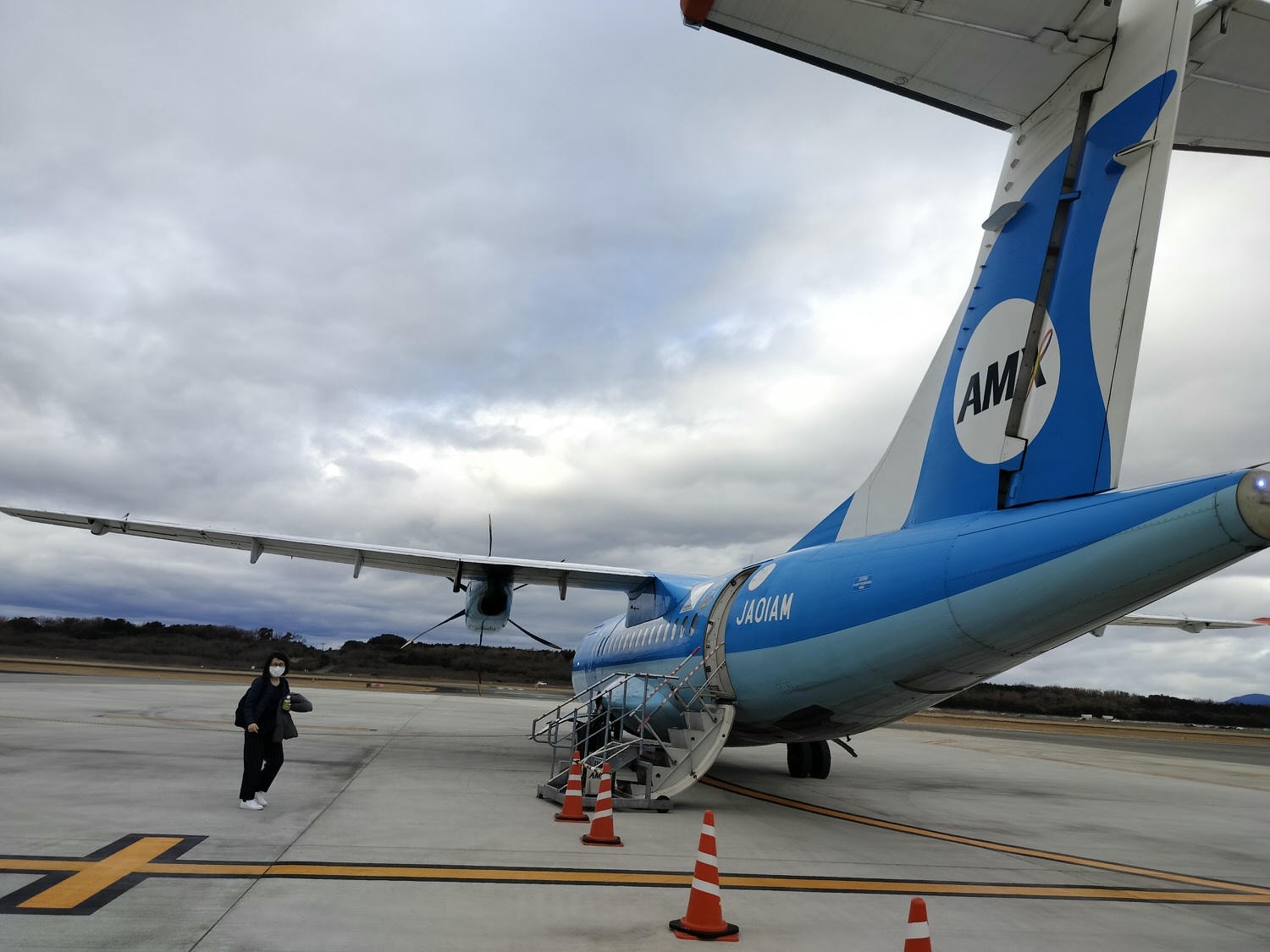 熊本天草景點┃快樂村民都是假人「道之驛宮地岳稻草人村」超有特色 熊本機場搭海豚小飛機30分到天草