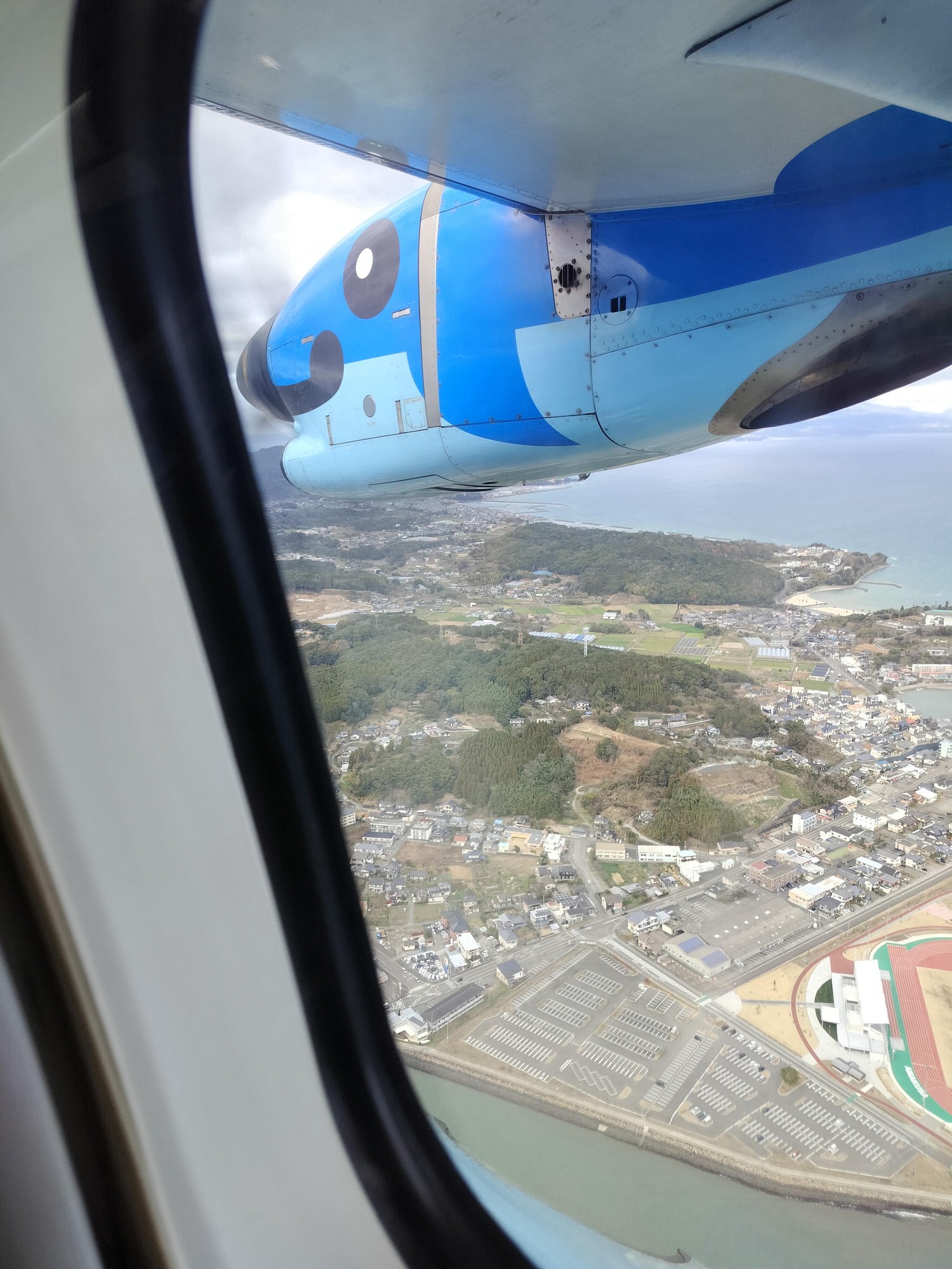 熊本天草景點┃快樂村民都是假人「道之驛宮地岳稻草人村」超有特色 熊本機場搭海豚小飛機30分到天草