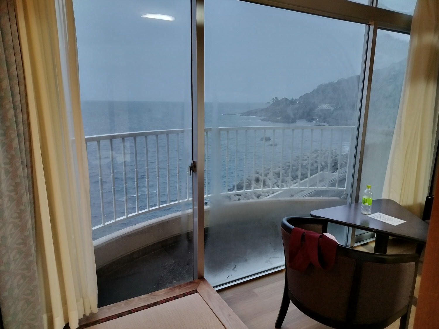 熊本天草住宿┃海景賞夕陽 天草下田溫泉 望洋閣旅館一泊二食鮑魚超新鮮 天草最棒優質住宿 百萬海景超放鬆 - 第18張圖 熊本天草住宿┃海景賞夕陽 天草下田溫泉 望洋閣旅館一泊二食鮑魚超新鮮 天草最棒優質住宿 百萬海景超放鬆